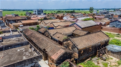 东岭村的古建筑群.