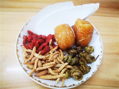 石斛太子参瘦肉汤