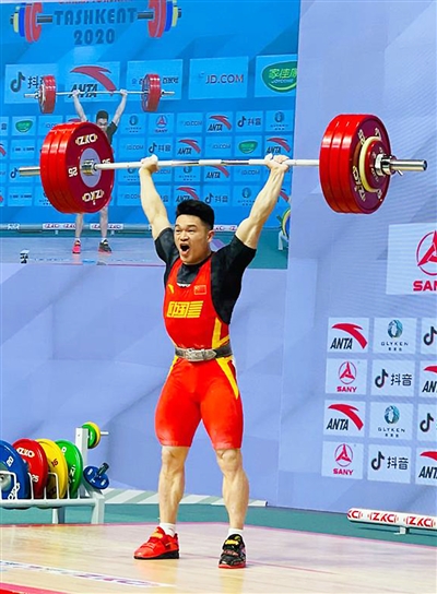 石智勇破世界纪录夺冠军
